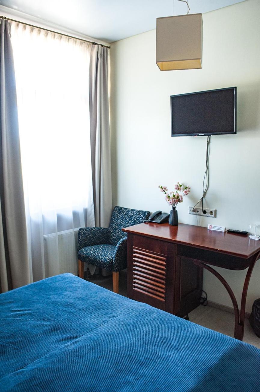 Port Hotel Ādaži エクステリア 写真