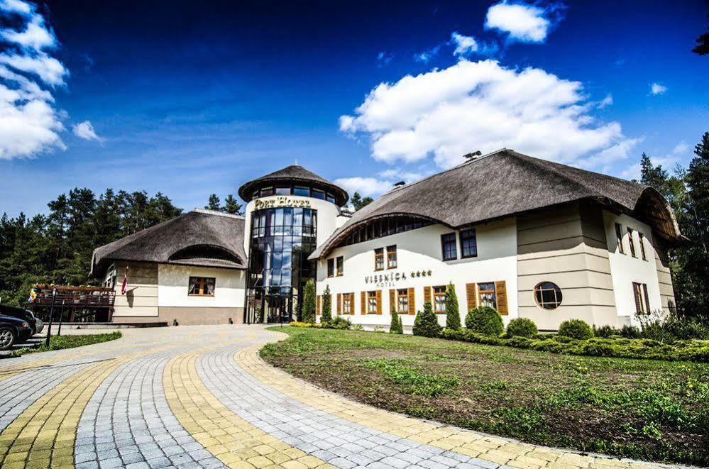 Port Hotel Ādaži エクステリア 写真